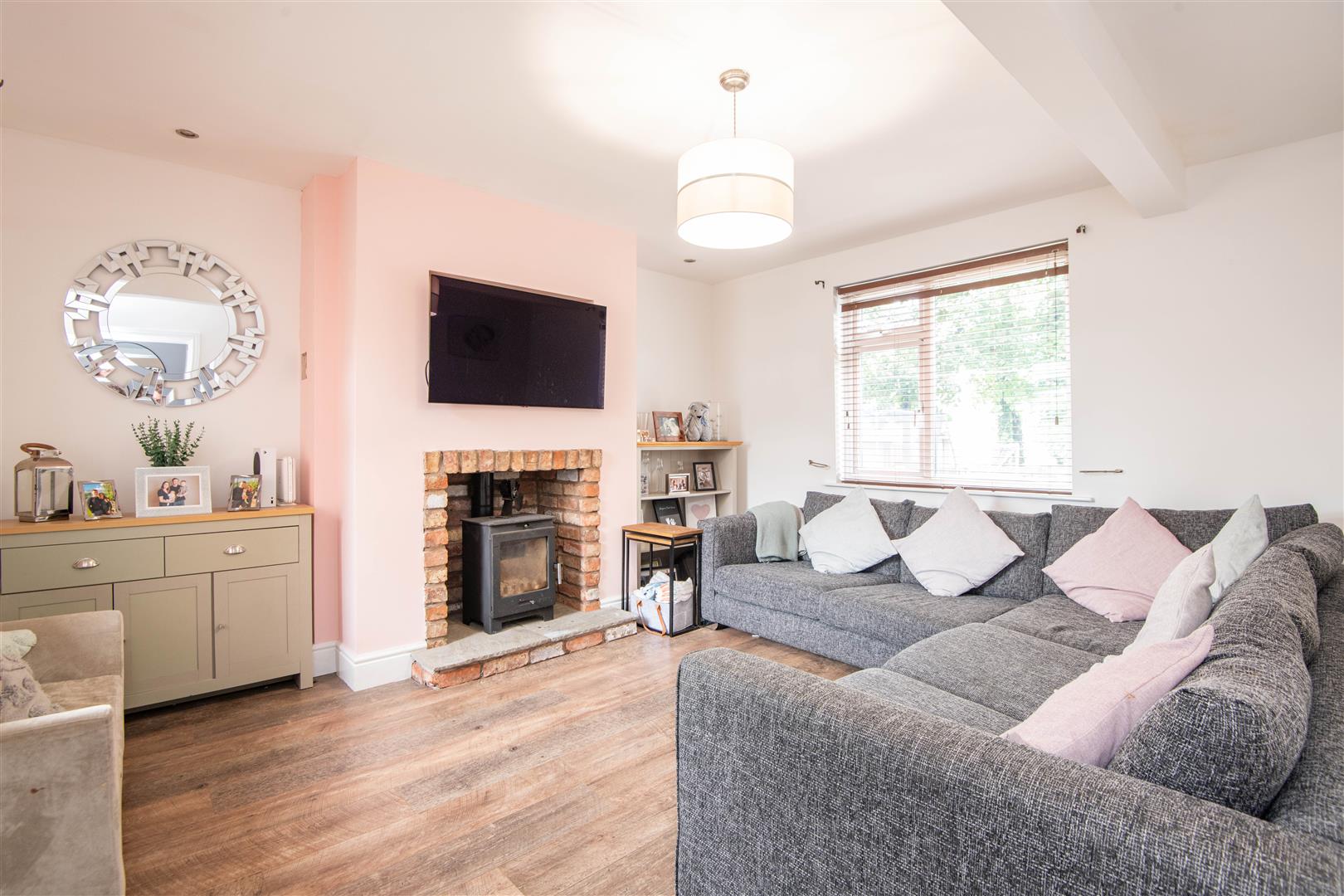 3 bed property in The Crescent, Chorley